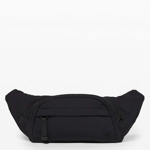 Lululemon Belt Bag - BLACK
